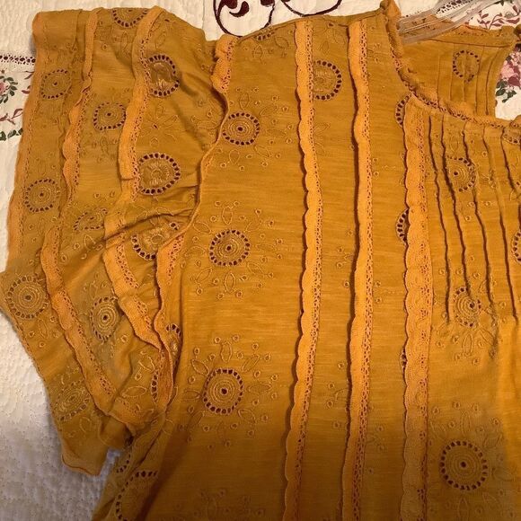 anthropology MUSTARD YELLOW FLATTER SLEEVE EYELET EMBROIDERED COTTON - Picture 4 of 15